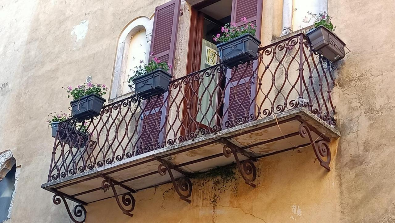Bed and Breakfast Il Capitello Риети Экстерьер фото